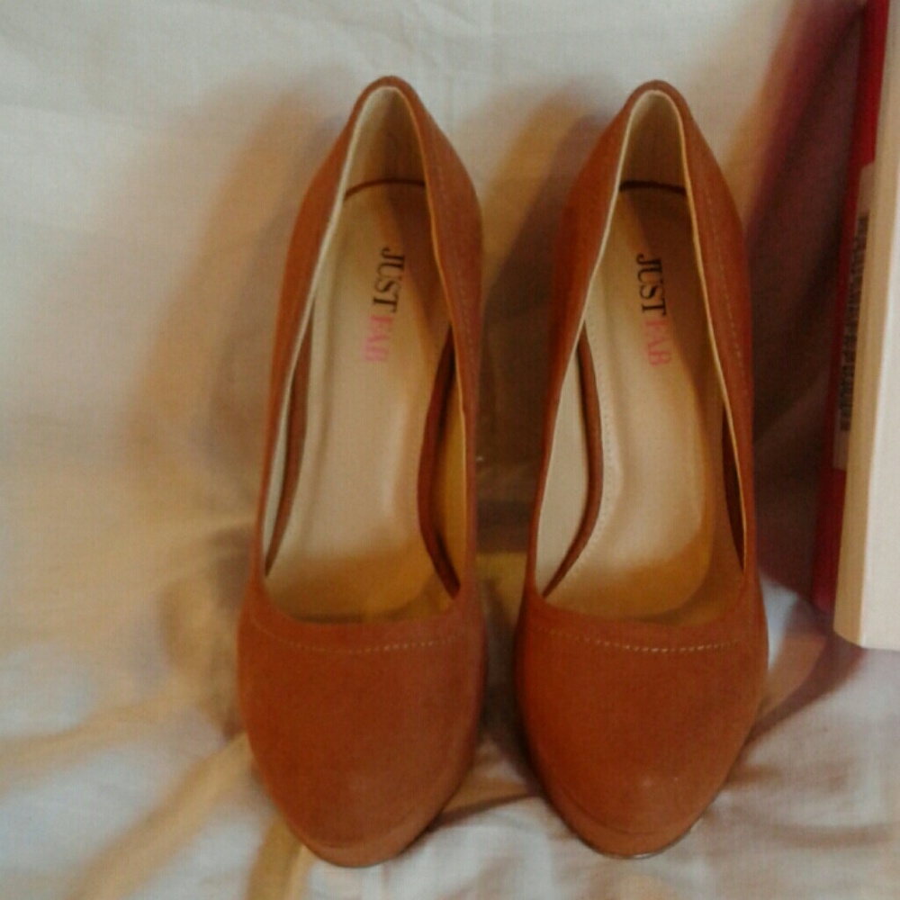 Woman's shoes sz 6